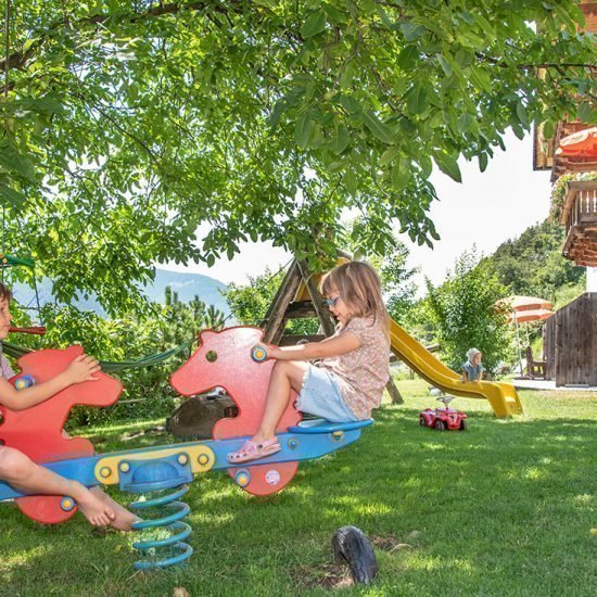 Kinderurlaub in Südtirol auf dem Bauernhof in den Dolomiten